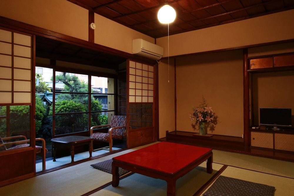 Hinode Ryokan Odawara Exteriör bild